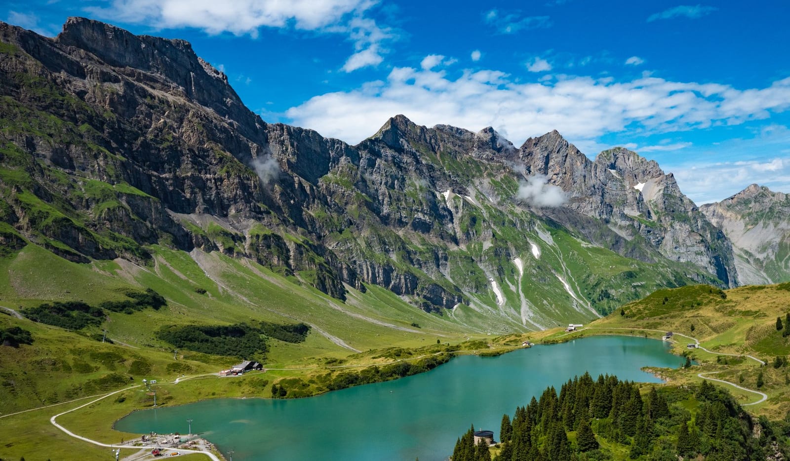 Couverture du quiz La Suisse : territoire, relief et économie