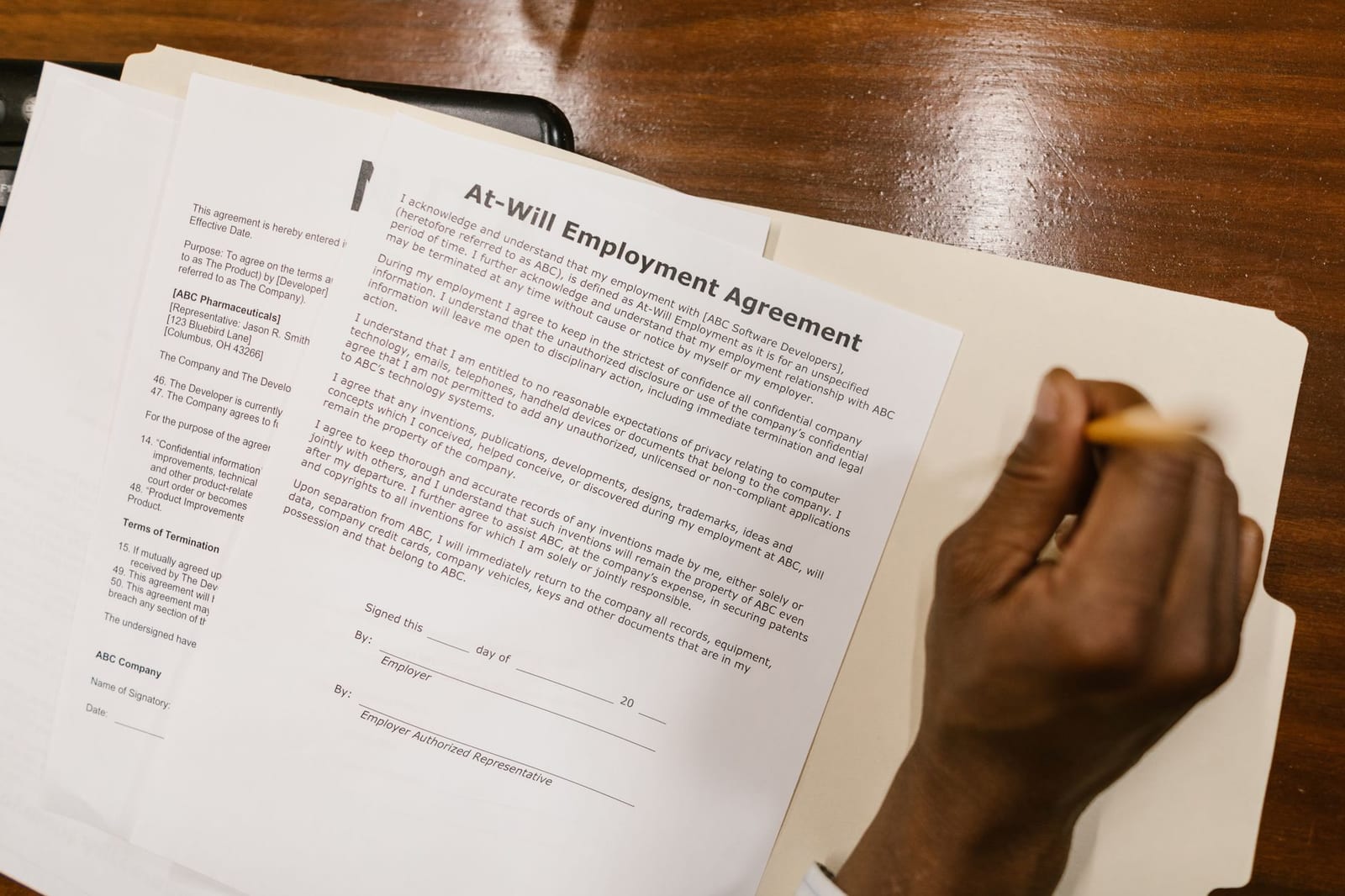Illustration du Kwiiz Le contrat de travail après le CFC