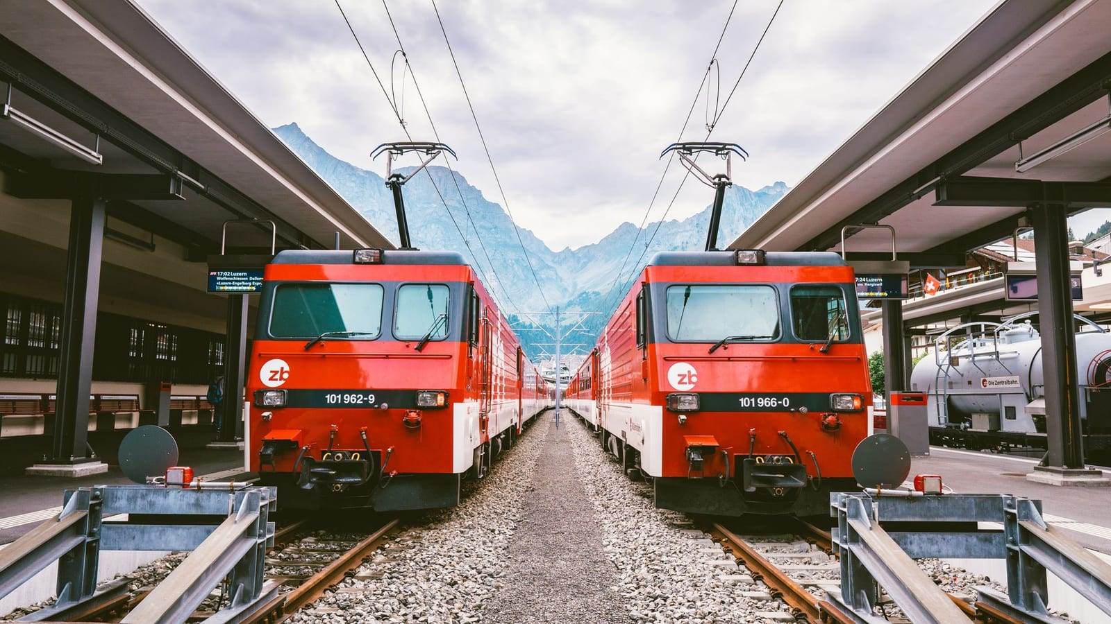 Titelbild des Quiz Mit Zug und Bus unterwegs